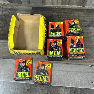 26 Packs 2nd Series Topps Batman Cards Factory Sealed